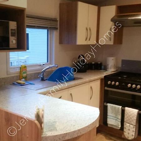 Jenner Family Holiday Homes At Tattershall Lakes Dogdyke Ngoại thất bức ảnh