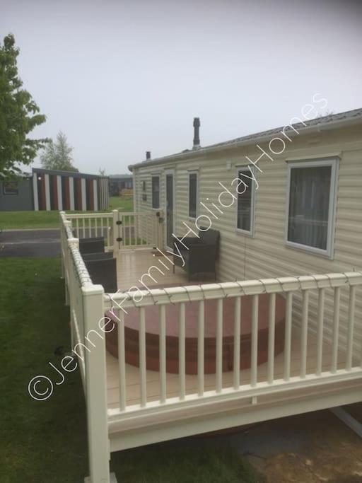 Jenner Family Holiday Homes At Tattershall Lakes Dogdyke Ngoại thất bức ảnh
